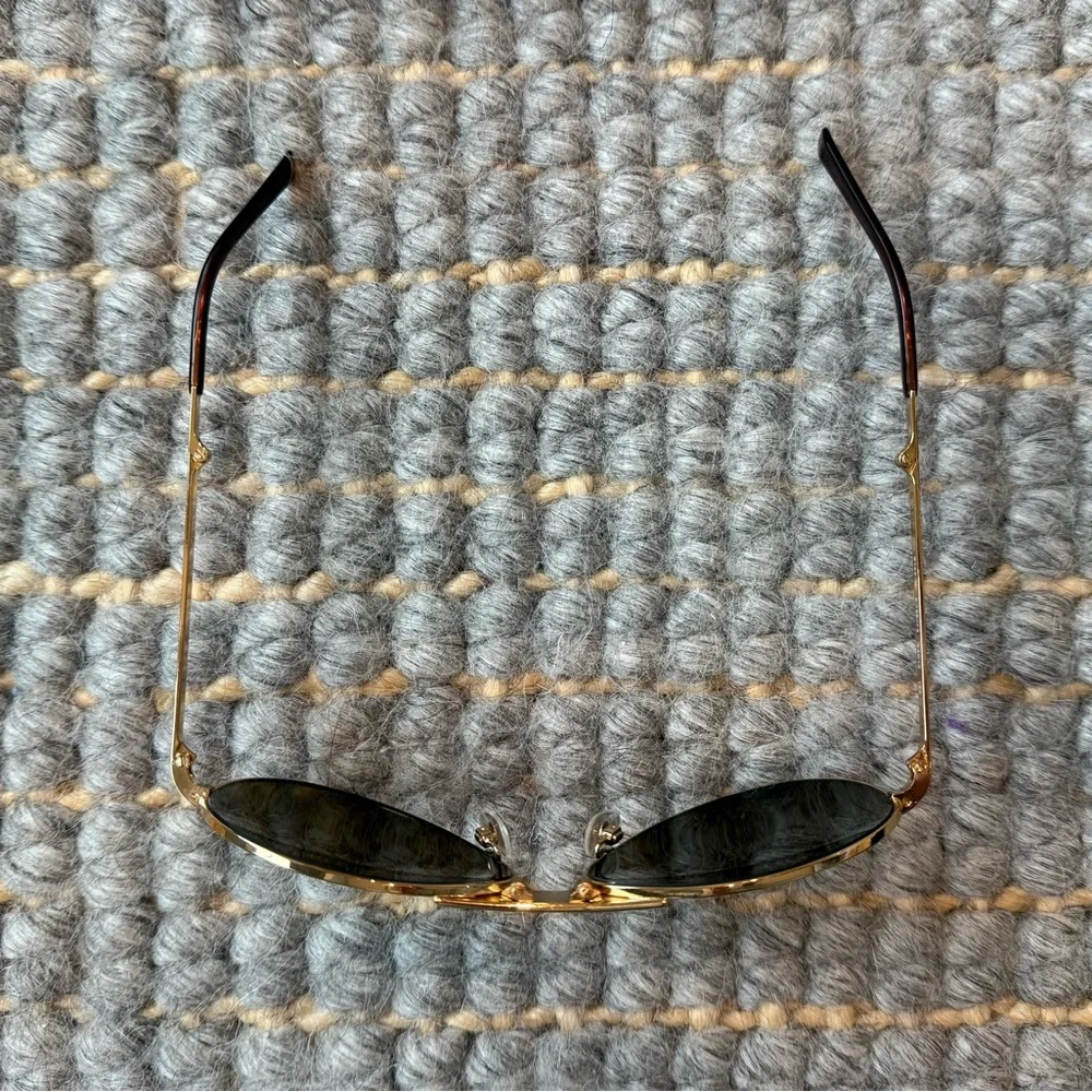 CHANEL Homme Gold Foldable Aviator Sunglasses - Picture 3 of 9